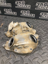 Load image into Gallery viewer, TRX 400EX HONDA 2005 TRX 400EX 2005 ROCKER ARM ASSEMBLY HEAD COVER
