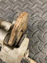Load image into Gallery viewer, 05 1999- 2014 Honda Trx400ex 400EX SPORTRAX Oem Rear Brake Caliper 43250-HN1-006
