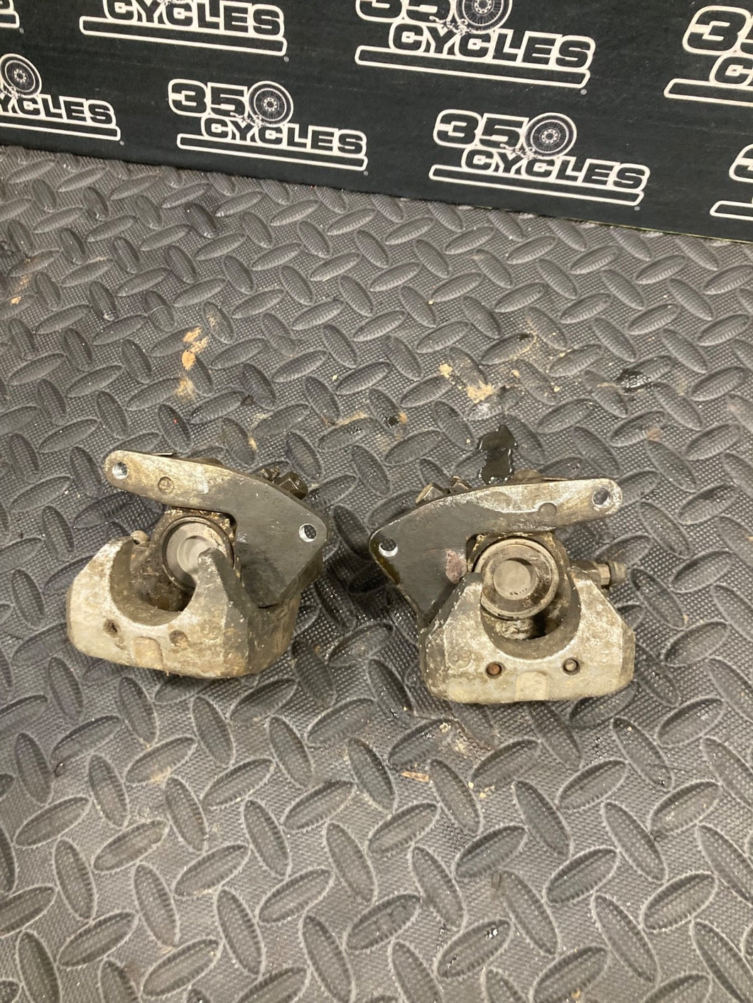 2005 - 2008 Honda Trx400ex Oem Front Brake Calipers