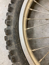 Load image into Gallery viewer, 1997 86-19 RM80 RM85 J17X1.40 FRONT WHEEL HUB ROTOR ASMBL BRAKE 17” 54111-02B42
