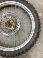 Load image into Gallery viewer, 1997 86-19 RM80 RM85 J17X1.40 FRONT WHEEL HUB ROTOR ASMBL BRAKE 17” 54111-02B42
