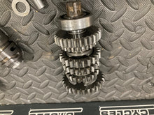 Load image into Gallery viewer, 2003 SUZUKI RM85 RM85L K3 OEM ENGINE TRANSMISSION TRANNY ASSEMBLY GEARS
