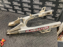 Load image into Gallery viewer, 02-23 SUZUKI RM 85 RM 85L OEM PIVOT swing arm  SWINGARM SHAFT 61211-02B40
