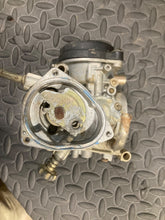 Load image into Gallery viewer, OEM Mikuni Carburetor Carb *Parts* Yamaha Raptor 660R 660 R 2001-2005 for parts
