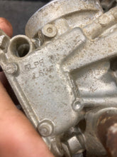 Load image into Gallery viewer, OEM Mikuni Carburetor Carb *Parts* Yamaha Raptor 660R 660 R 2001-2005 for parts
