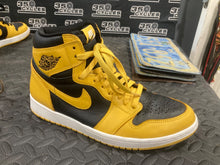 Load image into Gallery viewer, Nike Air Jordan 1 Retro OG High Pollen 555088-701 Men’s Size 10
