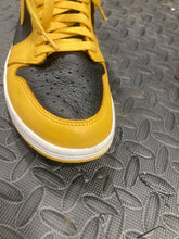 Load image into Gallery viewer, Nike Air Jordan 1 Retro OG High Pollen 555088-701 Men’s Size 10

