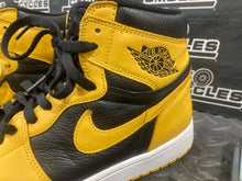 Load image into Gallery viewer, Nike Air Jordan 1 Retro OG High Pollen 555088-701 Men’s Size 10
