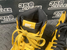 Load image into Gallery viewer, Nike Air Jordan 1 Retro OG High Pollen 555088-701 Men’s Size 10
