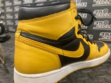 Load image into Gallery viewer, Nike Air Jordan 1 Retro OG High Pollen 555088-701 Men’s Size 10
