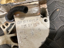 Load image into Gallery viewer, GENUINE STIHL 020T TOP HANDLE CHAINSAW CRANKCASE HALVES - BOTH SIDES
