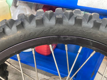 Load image into Gallery viewer, 2007 KTM 250XCF 250 350 450 EXC-F XC-F SXF Front Rear Wheel Hub Set 21/18
