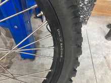 Load image into Gallery viewer, 2007 KTM 250XCF 250 350 450 EXC-F XC-F SXF Front Rear Wheel Hub Set 21/18

