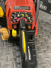 Load image into Gallery viewer, Homelite Chainsaw 42cc FOR PARTS LOW COMP
