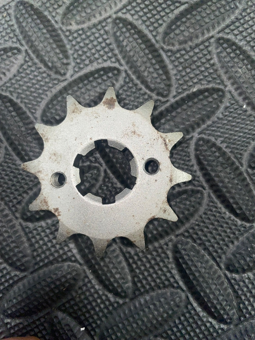 PRIMARY DRIVE FRONT SPROCKET 12 TOOTH
