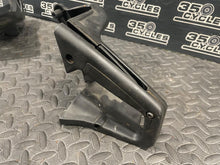 Load image into Gallery viewer, OEM Craftsman 18” / 42cc Chainsaw handle throttle trigger grip
