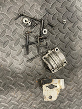 Load image into Gallery viewer, OEM Craftsman 18” / 42cc Chainsaw carb misc bolts hardware cylinder cradle
