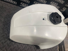 Load image into Gallery viewer, Acerbis Italian oversized Yamaha gas tank fuel petrol XT500
