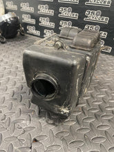Load image into Gallery viewer, 1980 Yamaha xt500 Air filter box SEE PHOTOS

