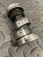 Load image into Gallery viewer, 1980 Yamaha XT500 XT 500 Camshaft Cam Shaft Gear 583-12171-01-00
