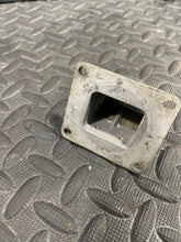 Load image into Gallery viewer, 1976-1981 Yamaha TT500 TT 500 XT500 XT OEM  Reed Block Intake Manifold
