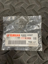 Load image into Gallery viewer, YAMAHA 93450-22027-00 CIRCLIP,INNER
