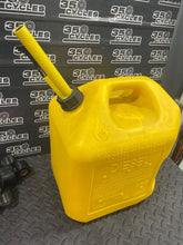 Load image into Gallery viewer, 5 GAL GALLON PLASTIC DIESEL FUEL CAN EASY POUR  JUG SPOUT

