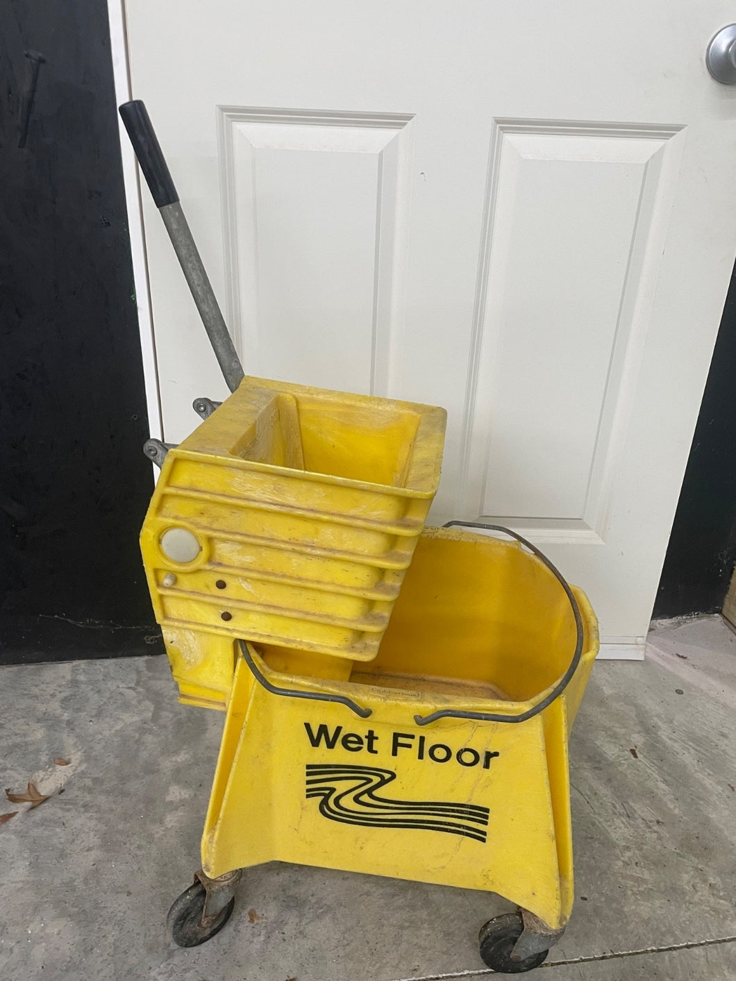 26 Quart Commercial Mop Bucket Side Press Wringer on Wheels House Cleaning