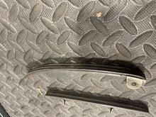 Load image into Gallery viewer, 1976 - 1981 Yamaha TT500 TT 500 XT500 XT Complete Timing Chain Tensioner Guide
