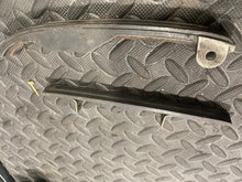 Load image into Gallery viewer, 1976 - 1981 Yamaha TT500 TT 500 XT500 XT Complete Timing Chain Tensioner Guide
