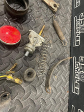 Load image into Gallery viewer, for Yamaha XT500 1976-1979 1980-1989 misc parts reflector twist throttle petcock
