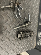 Load image into Gallery viewer, 1980 Yamaha XT500 XT 500 Transmission Tranny Gear Fork Set Primary Counter Shaft
