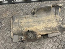 Load image into Gallery viewer, YAMAHA XT500 1977-1981 Genuine Rear Mud Guard Comp 1T1-21620-00-00 OEM
