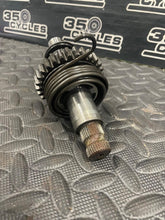 Load image into Gallery viewer, 1980 Yamaha XT500 XT 500 kicker gear shaft assembly
